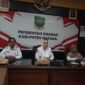 Bupati Natuna, Cen Sui Lan, mengikuti kegiatan SAKIP dan Zona Integritas (ZI) Award 2025 secara daring melalui ruang Zoom Meeting Kabupaten Natuna, Rabu (11/02/2026) pagi. Foto: INIKEPRI.COM/NatunaKab 