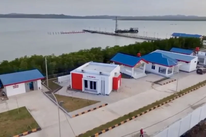 Kampung Nelayan Merah Putih Tanjung Banun Rempang yang telah rampung pembangunan di Batam. Foto: ANTARA/Diskan Batam