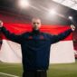 Maarten Paes saat diperkenalkan sebagai rekrutan anyar raksasa sepakbola Belanda, Ajax Amsterdam. Foto: Instagram Maarten Paes 