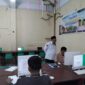 kakankemenag sedang meninjau pelaksanaan olimpiade madrasah. Foto: INIKEPRI.COM