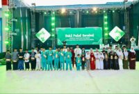 Wali Kota Batam, Amsakar Achmad, berbuka puasa bersama 1.200 anak yatim pada peringatan Malam Nuzululqur’an tingkat Kota Batam di Masjid Sultan Mahmud Riayat Syah, Batuaji, Jumat (6/3/2026). Foto: INIKEPRI.COM/Media Center Batam