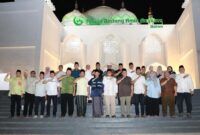 Rangkaian Safari Ramadan Pemko Batam dimulai berbuka puasa bersama di Masjid Siti Maryam, Kelurahan Kabil, kemudian melaksanakan salat tarawih di Masjid Al Amin Angkasa, Lanud Hang Nadim, Kelurahan Batu Besar. Foto: INIKEPRI.COM/Media Center Batam