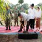Menteri Pertahanan Republik Indonesia (Menhan RI), Sjafrie Sjamsoeddin, dalam rangkaian kegiatan penanaman pohon, peresmian masjid, dan buka puasa bersama di Masjid Bintang Amin Angkasa, Lanud Hang Nadim Batam. Foto: INIKEPRI.COM/Media Center Batam 