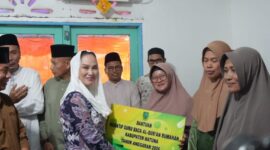 Bupati Natuna Cen Sui Lan saat Safari Ramadan di Bunguran Utara. Foto: INIKEPRI.COM/NatunaKab 