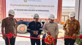 Deputi Bidang Investasi dan Pengusahaan BP Batam, Fary Djemy Francis, saat menghadiri kegiatan pelepasan ekspor timah solder oleh PT Solder Tin Andalan Indonesia di Kawasan Industri Tunas Prima, Nongsa, Kamis (12/3/2026). Foto: INIKEPRI.COM/BP Batam 