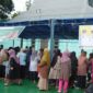 Pemerintah Kabupaten Natuna melalui Dinas Perindustrian, Perdagangan, Koperasi dan Usaha Mikro Kabupaten Natuna menggelar operasi pasar kebutuhan pokok masyarakat di Desa Cemaga. Foto: INIKEPRI.COM/NatunaKab 