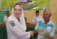 Bupati Natuna Cen Sui Lan menghadiri peluncuran penyaluran bantuan pangan alokasi Februari–Maret 2026 di Aula Gedung Serbaguna Kelurahan Bandarsyah, Kecamatan Bunguran Timur. Foto: INIKEPRI.COM/NatunaKab 