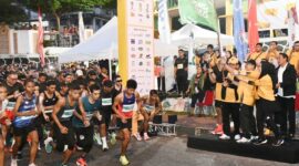 Gubernur Kepri Ansar Ahmad melepas peserta Ibnu Sina Running 2026. Foto: INIKEPRI.COM/KepriProv 