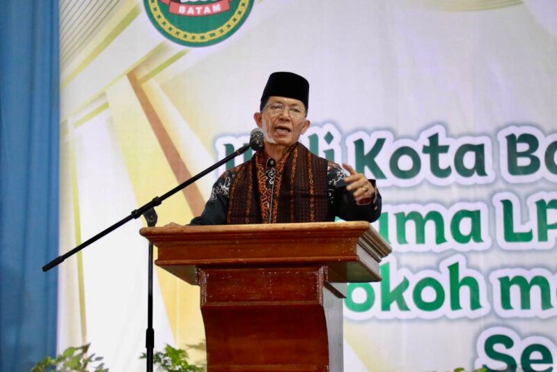 Wali Kota Batam Amsakar Achmad di Halalbihalal Sekupang. Foto: INIKEPRI.COM/Media Center Batam 