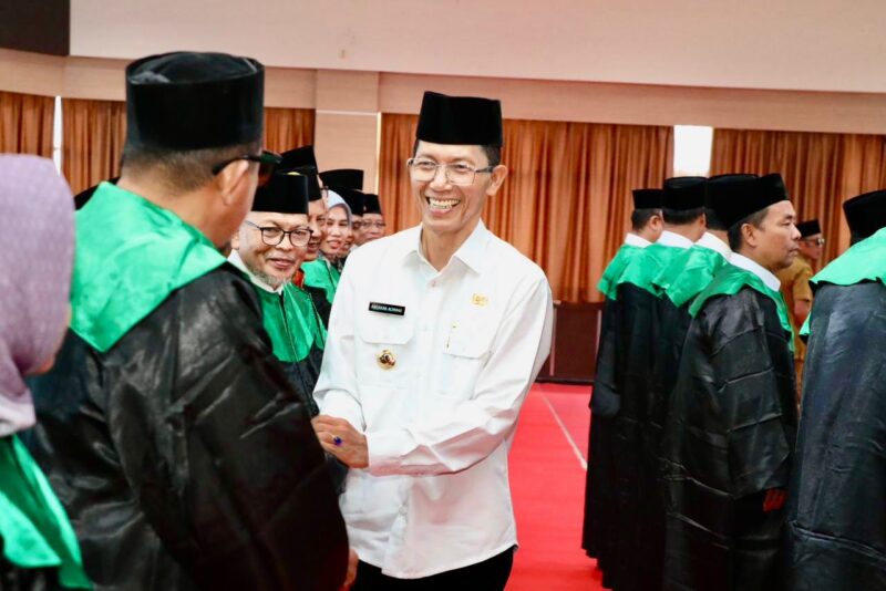 Wali Kota Batam, Amsakar Achmad, melantik Dewan Hakim Musabaqah Tilawatil Qur’an dan Hadis (MTQH) XXXIV Tingkat Kota Batam Tahun 2026. Foto: INIKEPRI.COM