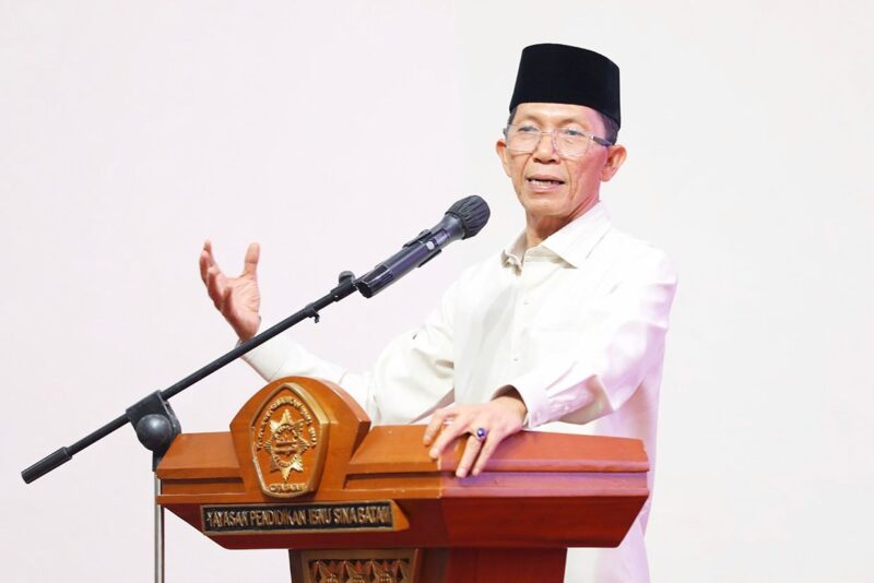 Wali Kota Batam Amsakar Achmad di Halalbihalal Lubukbaja. Foto: INIKEPRI.COM/Media Center Batam