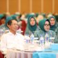 Wali Kota Batam, Amsakar Achmad, bersama Ketua TP-PKK Batam, Erlita Amsakar, menghadiri Bimtek Administrasi Manajemen PKK dan Pelaksanaan Permendagri Nomor 13 Tahun 2024 tentang Posyandu, di Hotel Planet Holiday. Foto: INIKEPRI.COM/Media Center Batam 