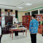 Bupati Natuna, Cen Sui Lan, secara resmi melantik dan mengambil sumpah jabatan Pegawai Negeri Sipil (PNS) dari lulusan Institut Pemerintahan Dalam Negeri Angkatan 2024. Foto: INIKEPRI.COM/NatunaKab 