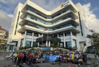 Komunitas Batam Folding Bike (BFB) berkolaborasi dengan PT PLN Batam menggelar gowes bersama yang berlangsung penuh semangat kebersamaan. Foto: INIKEPRI.COM