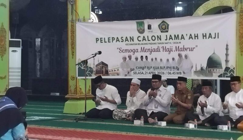 Pelepasan CJH asal Belakang Padang. Foto: INIKEPRI.COM