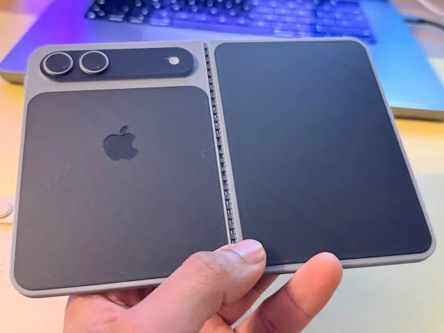 iPhone Fold. Foto: Istimewa
