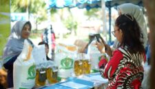 Penyaluran Bantuan Pangan di Natuna. Foto: INIKEPRI.COM