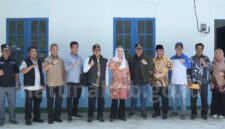 Bupati Natuna Cen Sui Lan dan Wakil Bupati Jarmin serta rombongan meninjau SPPG Seluan. Foto: INIKEPRI.COM/NatunaKab 