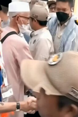 Di Makkah, Amsakar Jumpa Wamenhaj Dahnil Anzar Simanjuntak dan Puji Layanan Haji Reguler
