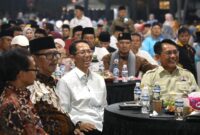 Wali Kota Batam, Amsakar Achmad, menghadiri pelantikan pengurus DPD PKDP Kota Batam dan DPD GEMPAR Kota Batam di Halaman Parkir Mall Botania 2, Batamcentre. Foto: INIKEPRI.COM/Media Center Batam 