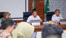 Sekretaris Daerah Kota Batam Firmansyah memimpin rapat sosialisasi penyusunan RPBD. Foto: INIKEPRI.COM/Media Center Batam 