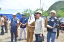 Bupati Natuna Cen Sui Lan meninjau pengerjaan pelabuhan Selat Lampa. Foto: INIKEPRI.COM