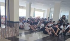 250 WNA Digerebek di Baloi View Batam, Ratusan HP dan Laptop Diduga untuk Scamming