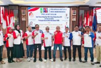 Ketua Umum DPP PWMOI, Drs. HM Jusuf Rizal berfoto bersama pengurus PWMOI di Batam. Foto: INIKEPRI.COM