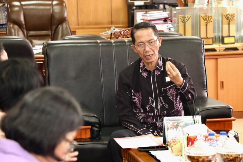 Wali kota Batam, Amsakar Achmad, menerima kunjungan Pusat Riset Politik BRIN di Kantor Wali Kota Batam. Foto: INIKEPRI.COM