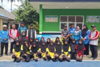 Ketua Dewan Kehormatan KONI Kabupaten Natuna, H. Raja Mustakim, membuka Kompetisi Olahraga Tingkat Sekolah Dasar (SD) se-Kecamatan Bunguran Batubi dan Bunguran Utara di Desa Tanjung Sebauk, Sedanau Timur. Foto: INIKEPRI.COM