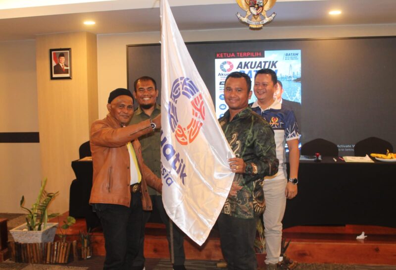 Donal Frans P terpilih menjadi nahkoda baru Akuatik Indonesia Kota Batam. Foto: INIKEPRI.COM