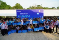 PT PLN Batam menyerahkan hewan kurban pada Idul Adha 1447 Hijriah. Sebanyak 18 ekor sapi dan 50 ekor kambing disalurkan kepada masyarakat di Batam dan wilayah operasional perusahaan.  Foto: INIKEPRI.COM/PLN Batam 