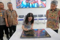 Pelaksana Harian (Plh) Wali Kota Batam, Li Claudia Chandra, saat menghadiri peresmian Balai Latihan Kerja dan Pusat Informasi Pekerja Migran yang dikelola Caritas Indonesia di Kota Batam. Foto: INIKEPRI.COM/Media Center Batam 