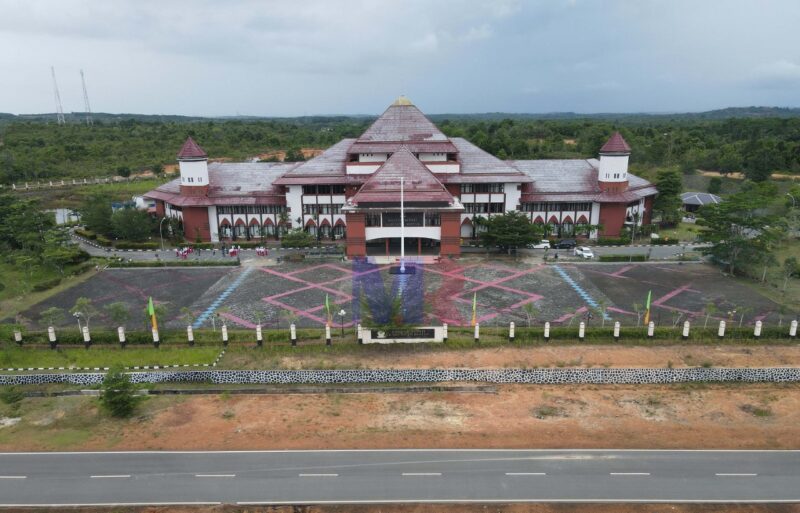 Kantor Bupati Bintan. Foto: INIKEPRI.COM