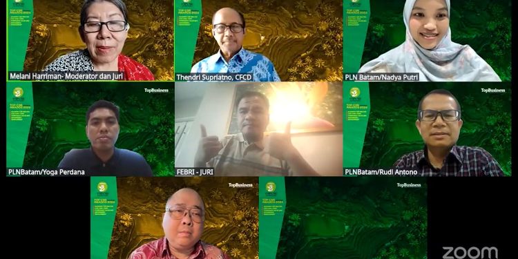 PLN Batam mengikuti sesi presentasi Penjurian TOP CSR Awards 2026. Foto: Istimewa