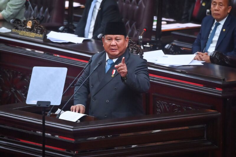 Presiden Prabowo Subianto menyampaikan pidato dalam Rapat Paripurna ke-19 DPR RI Masa Persidangan V Tahun Sidang 2025-2026 di kompleks Parlemen, Jakarta, Rabu (20/5/2026). DPR menggelar rapat paripurna dengan agenda antara lain penyampaian Kerangka Ekonomi Makro dan Pokok-Pokok Kebijakan Fiskal oleh Presiden Prabowo. ANTARA FOTO/Rivan Awal Lingga/app/kye