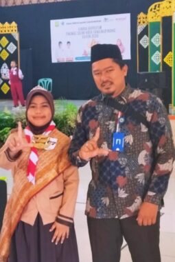 MIN Tanjungpinang Cetak Siswi Berani dan Kreatif, Nuraela Islami Tampil Memesona di Lomba Bertutur