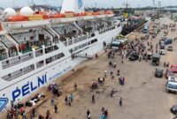 Kapal Kelud saat berlabuh di Pelabuhan Batam. Foto: INIKEPRI.COM