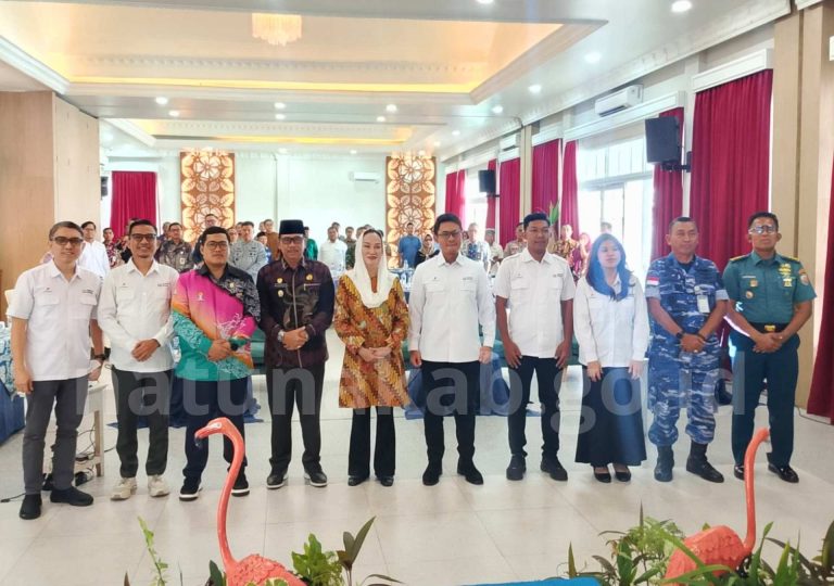 Sosialisasi Geophysical dan Geotechnical Survey Wilayah Kerja Migas Tuna yang berlangsung di Ballroom Adiwana Jelita Sejuba, Desa Sepempang, Kecamatan Bunguran Timur. Foto: INIKEPRI.COM/NatunaKab 