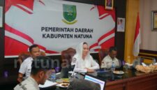 Bupati Natuna Cen Sui Lan memimpin Presentasi Natuna Geopark UGGp Candidate Tahap II menuju Aspiring UNESCO Global Geoparks. Foto: INIKEPRI.COM/NatunaKab
