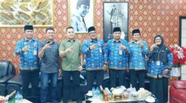 Kota Tanjungpinang Lis Darmansyah saat menerima audiensi Manager Lisensi PT Indomarco Prismatama, Ayup,  Foto; INIKEPRI.COM/TanjungpinangKota
