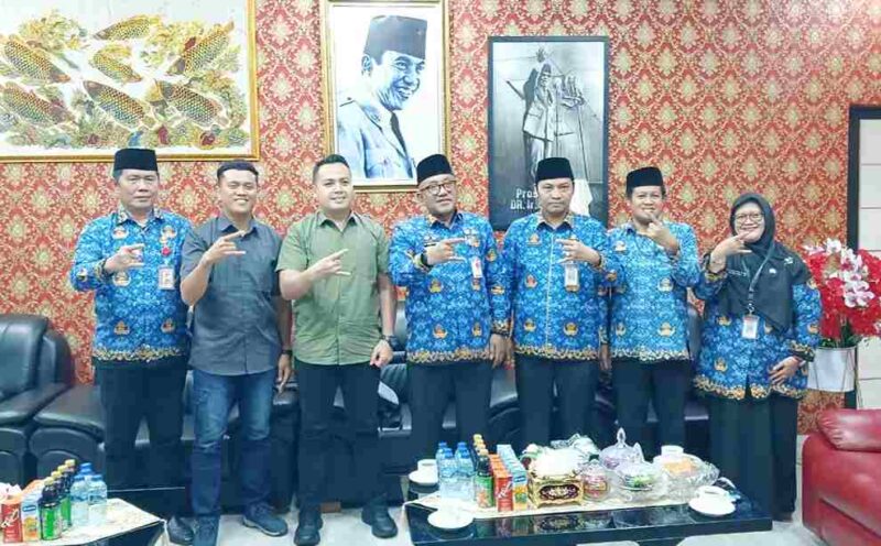 Kota Tanjungpinang Lis Darmansyah saat menerima audiensi Manager Lisensi PT Indomarco Prismatama, Ayup, Foto; INIKEPRI.COM/TanjungpinangKota