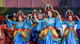 Penampilan tari kolosal pada penyelenggaraan Kemilau Nusantara 2025. Foto: KepriProv 