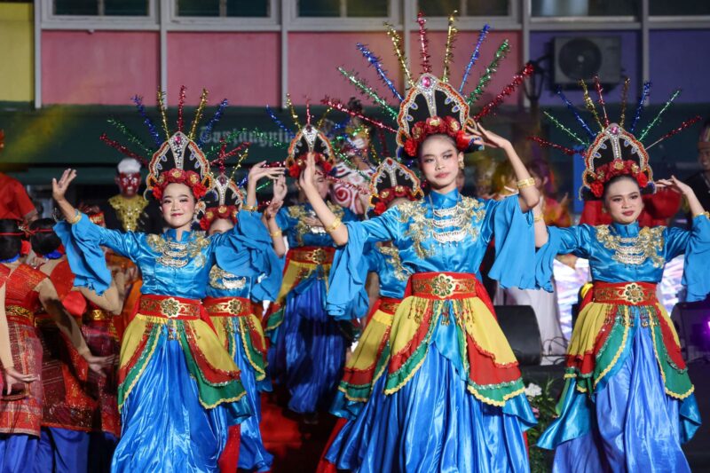 Penampilan tari kolosal pada penyelenggaraan Kemilau Nusantara 2025. Foto: KepriProv