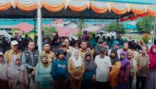 Bupati Natuna Cen Sui Lan melanjutkan kunjungan kerjanya ke Kecamatan Pulau Tiga Barat. Foto: INIKEPRI.COM