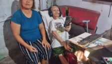 Daniel Perangin Angin menggambarkan keteguhan seorang anak muda yang telah bertahun-tahun hidup dengan keterbatasan akibat kelumpuhan. Foto: Istimewa