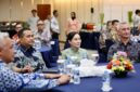 Plh Wali Kota Batam, Li Claudia Chandra, saat menerima kunjungan 22 atase pertahanan dari 19 negara sahabat dalam rangkaian Defence Attache Tour 2026 di Batam. Foto: INIKEPRI.COM/Media Center Batam 