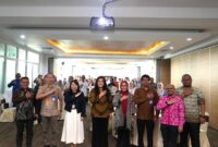 Anggota/Deputi Bidang Pelayanan Umum, Ariastuty Sirait, dalam sosialisasi pelayanan program Jaminan Kecelakaan Kerja (JKK) BPJS Ketenagakerjaan, di Ruang Habibie Lantai 4 RSBP Batam. Foto: INIKEPRI.COM/BP Batam