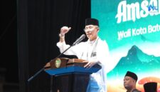 Wali Kota Batam Amsakar Achmad di peringatan tahun baru Islam 1448 H. Foto: INIKEPRI.COM/Media Center Batam