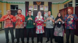 Bupati Natuna Cen Sui Lan menerima kunjungan perwakilan BPS. Foto: INIKEPRI.COM/NatunaKab 